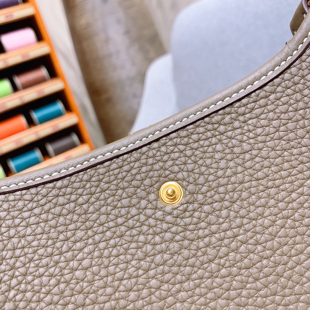 에르메스 미니 에블린16 에토프 금장 끌레망스 가죽